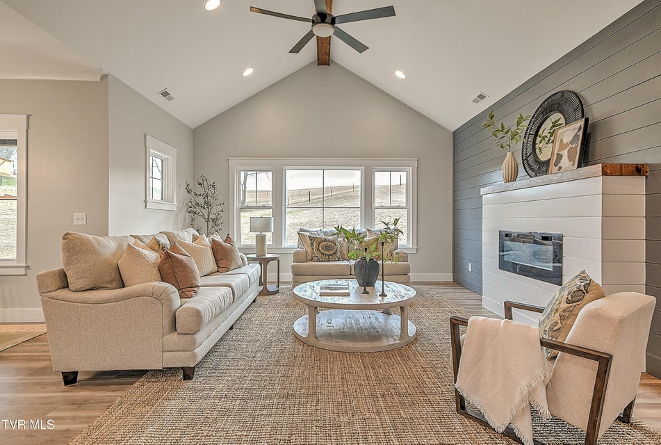 Photo #16: 140 Hulse Road