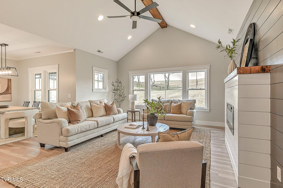 Photo #17: 140 Hulse Road