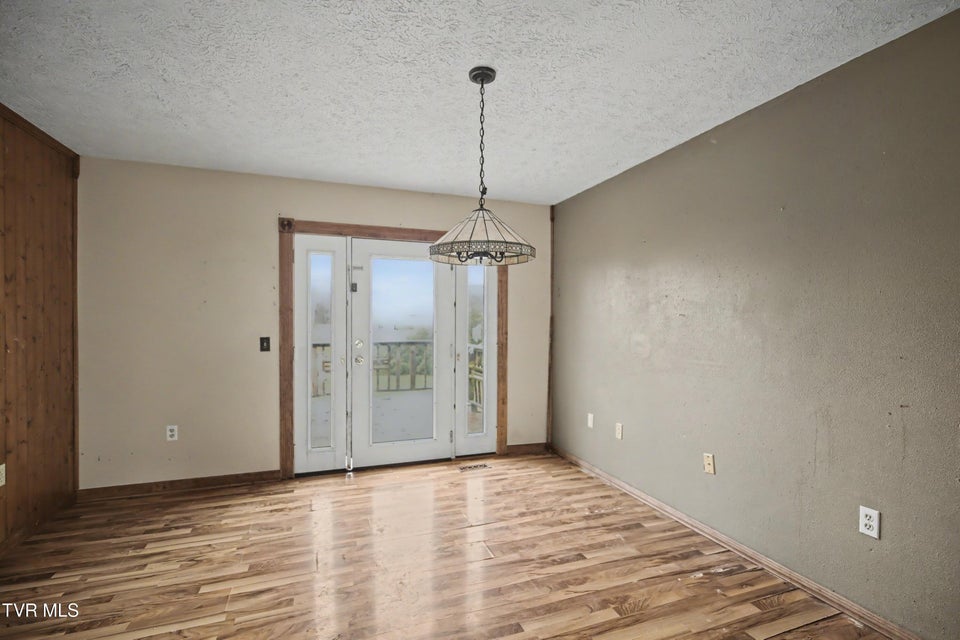 Photo #8: 112 Heritage 