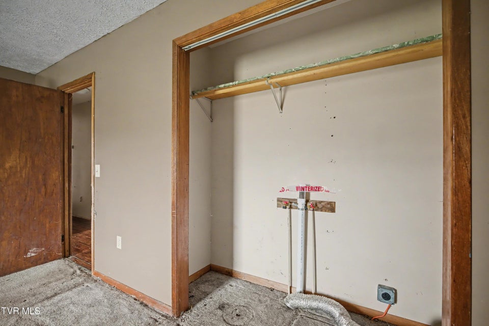 Photo #14: 112 Heritage 