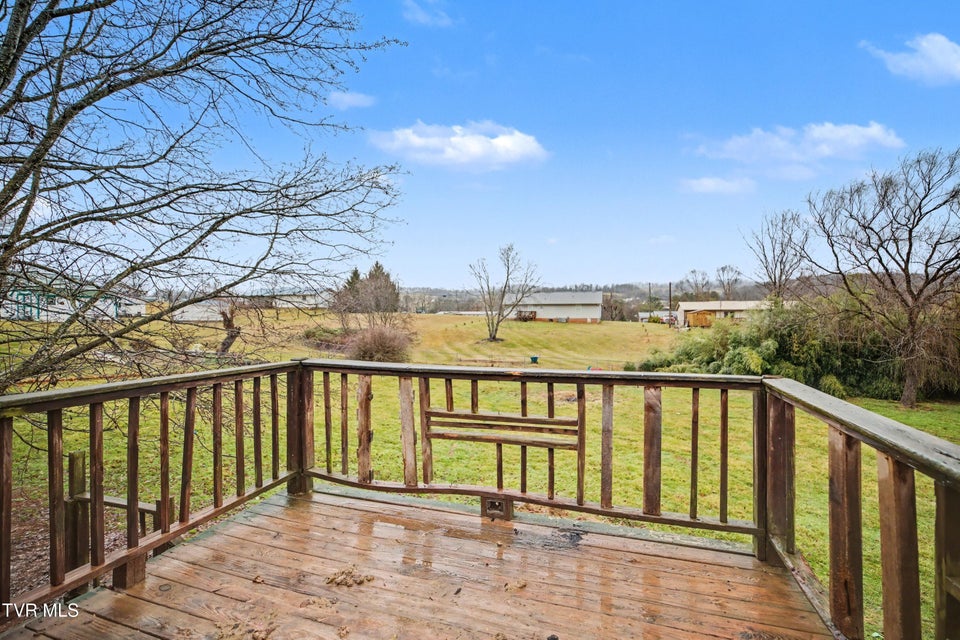 Photo #21: 112 Heritage 