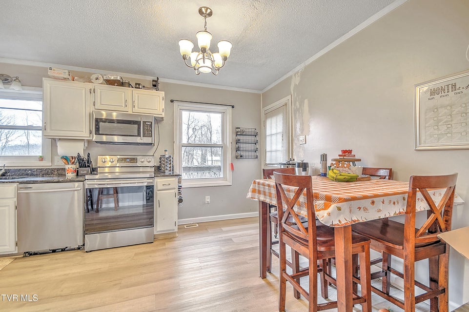 Photo #7: 788 Meadow View Road