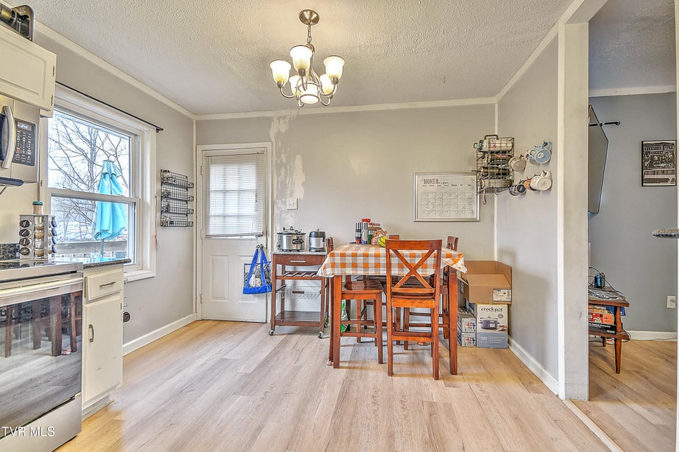 Photo #9: 788 Meadow View Road