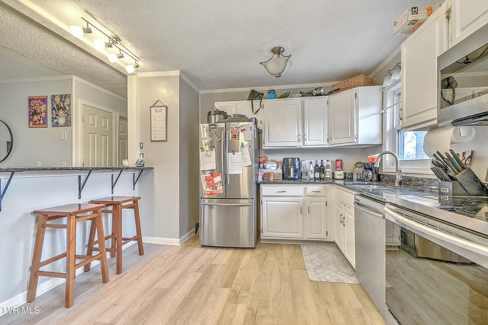 Photo #8: 788 Meadow View Road