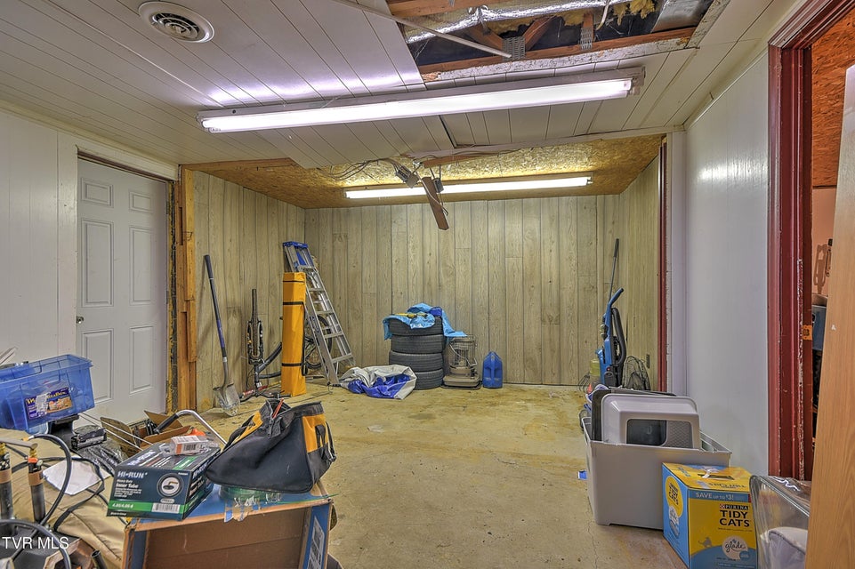 Photo #23: 788 Meadow View Road