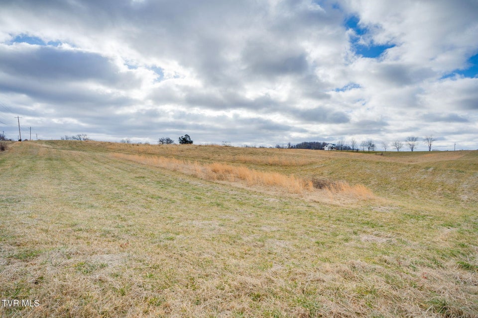 Photo #6: 1502 Highway 81 N 