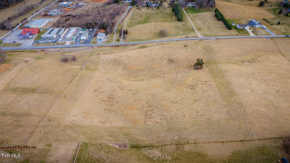 Photo #15: 1502 Highway 81 N 