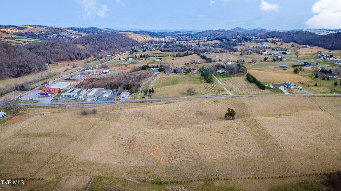 Photo #19: 1502 Highway 81 N 