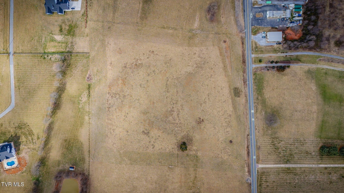 Photo #21: 1502 Highway 81 N 