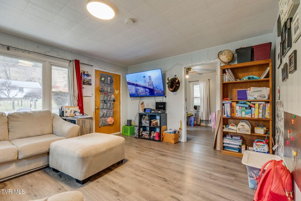 Photo #6: 2307 Stafford Lane