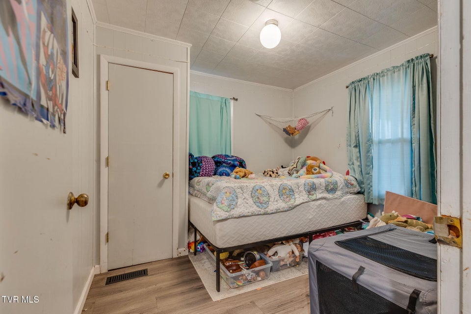 Photo #13: 2307 Stafford Lane