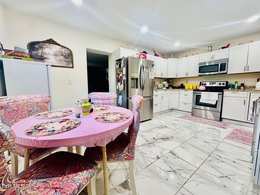 Photo #50: 1705 Millard Street