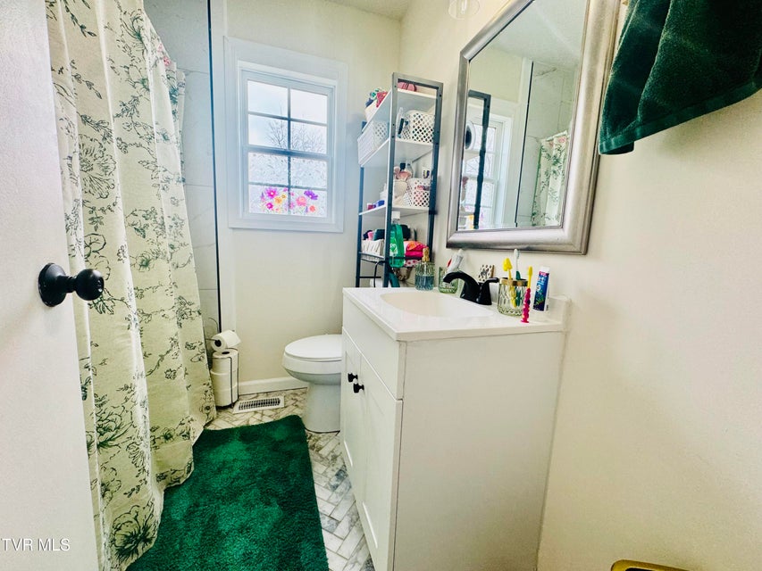 Photo #54: 1705 Millard Street