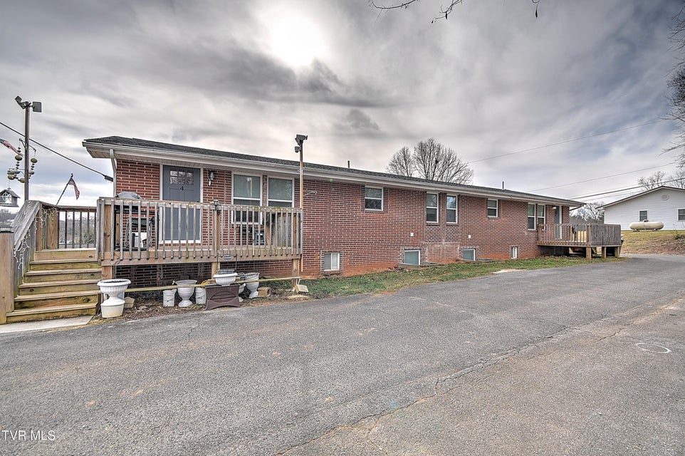 Photo #46: 127 Patrick Lane