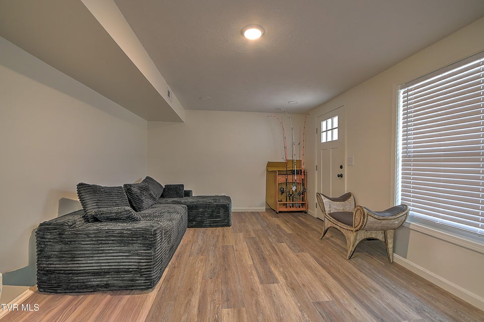 Photo #36: 127 Patrick Lane