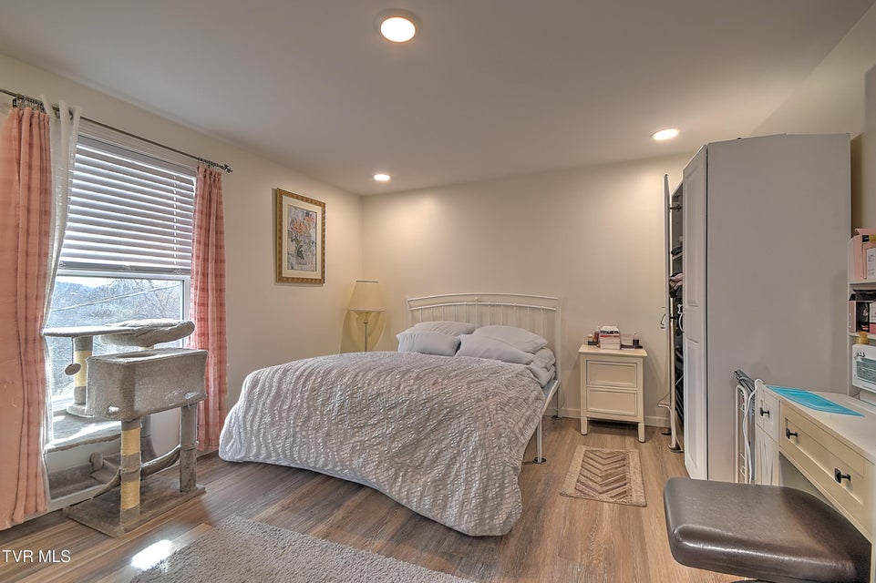 Photo #59: 127 Patrick Lane