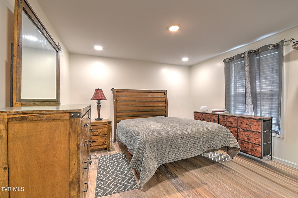 Photo #56: 127 Patrick Lane