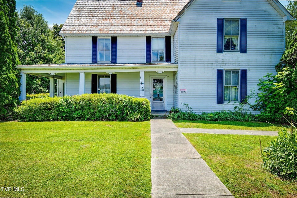 Photo #3: 454 Cedar Street