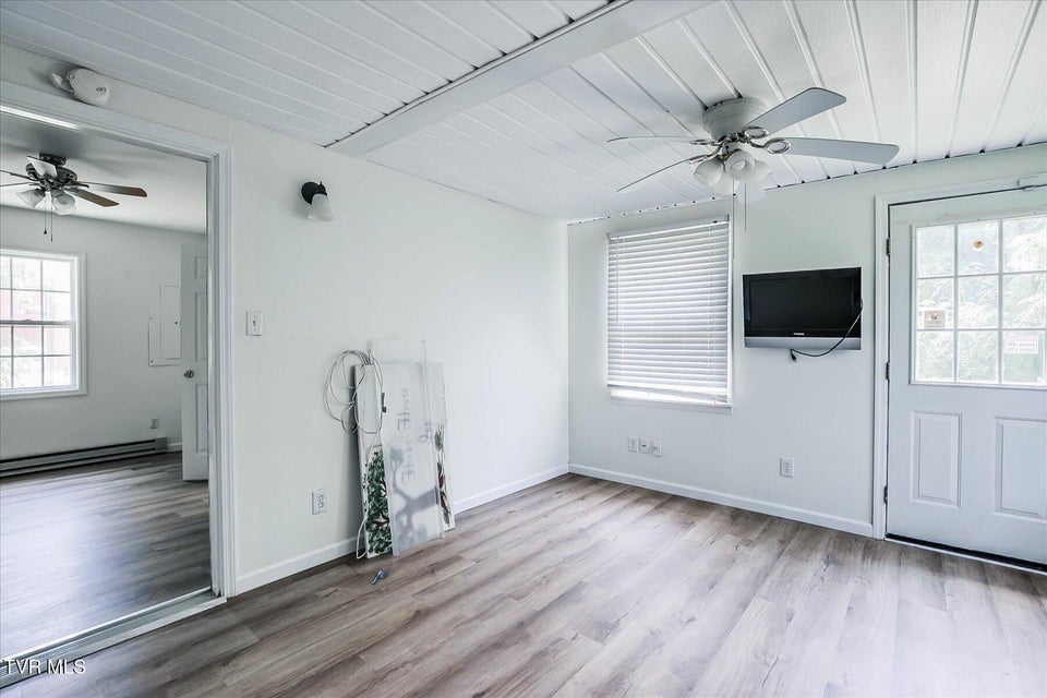 Photo #17: 454 Cedar Street