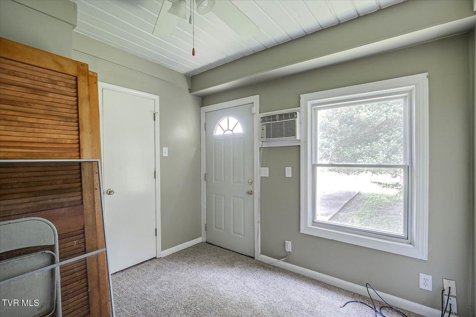 Photo #22: 454 Cedar Street