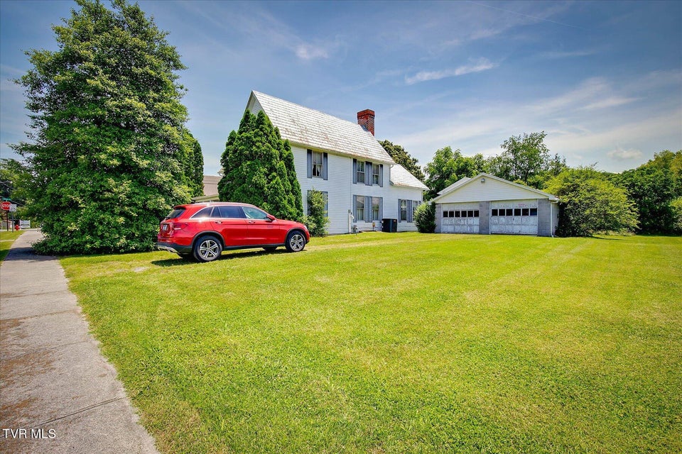 Photo #45: 454 Cedar Street