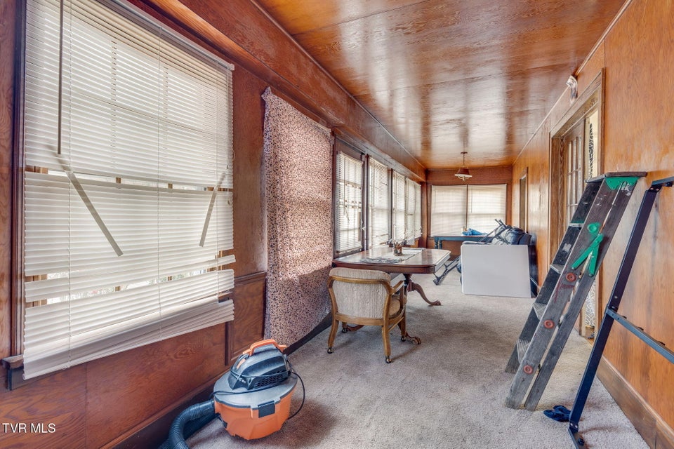 Photo #3: 2704 Fort Henry Drive