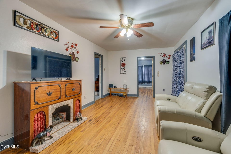 Photo #7: 2704 Fort Henry Drive