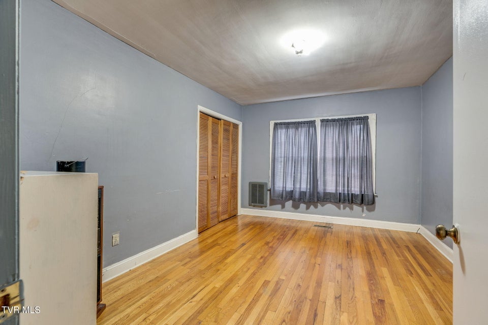 Photo #13: 2704 Fort Henry Drive