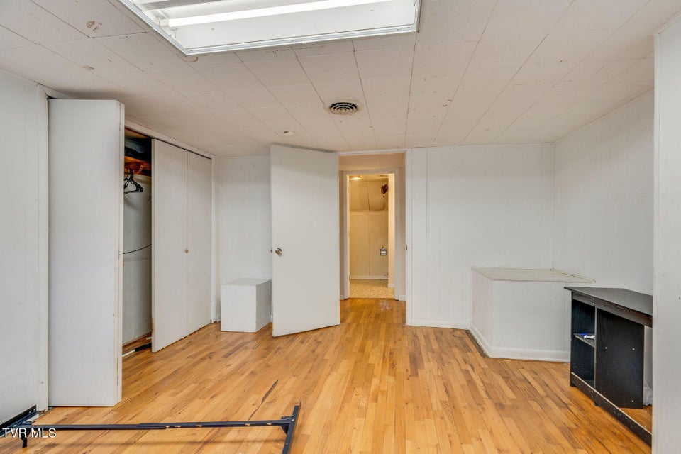 Photo #21: 2704 Fort Henry Drive