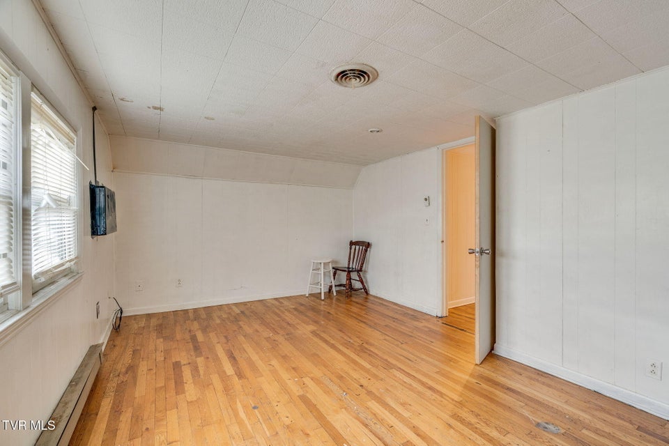 Photo #26: 2704 Fort Henry Drive