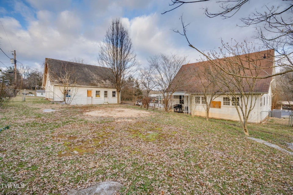 Photo #34: 2704 Fort Henry Drive