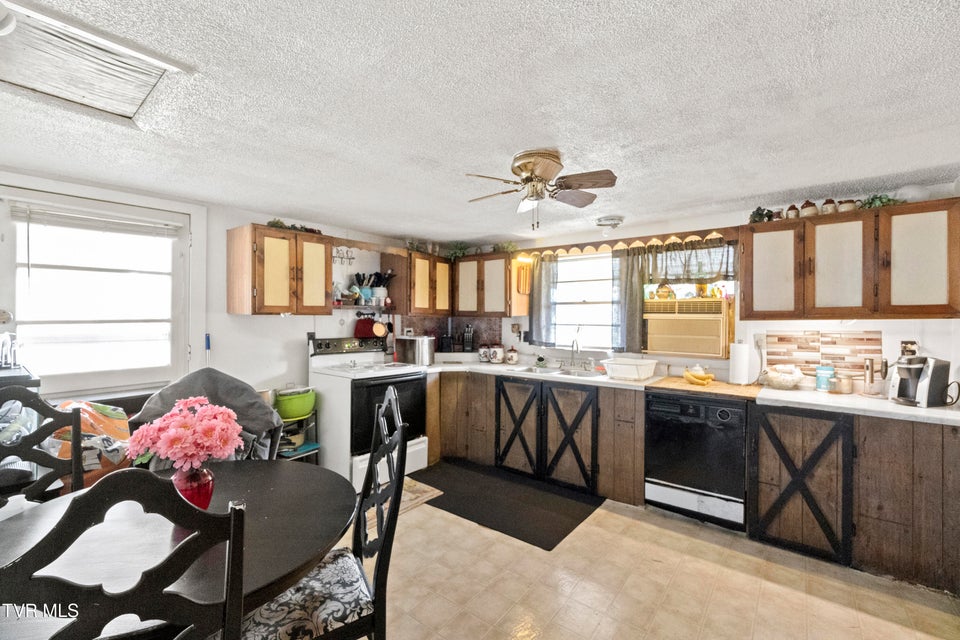 Photo #6: 663 6th Street