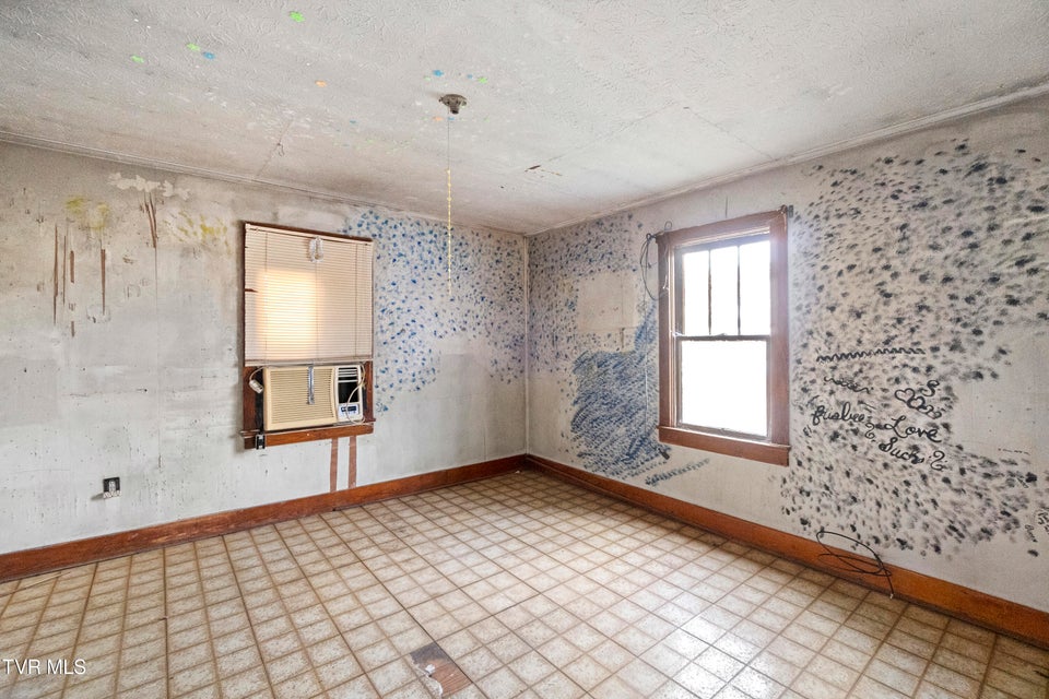 Photo #24: 663 6th Street