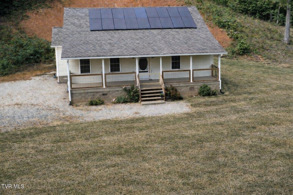 Photo #14: 1915 Dante Road