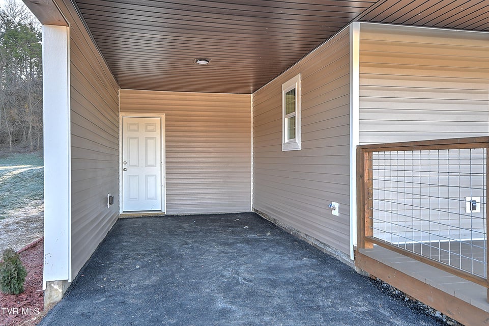 Photo #5: 104 Powell Street