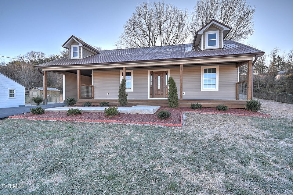 Photo #39: 104 Powell Street