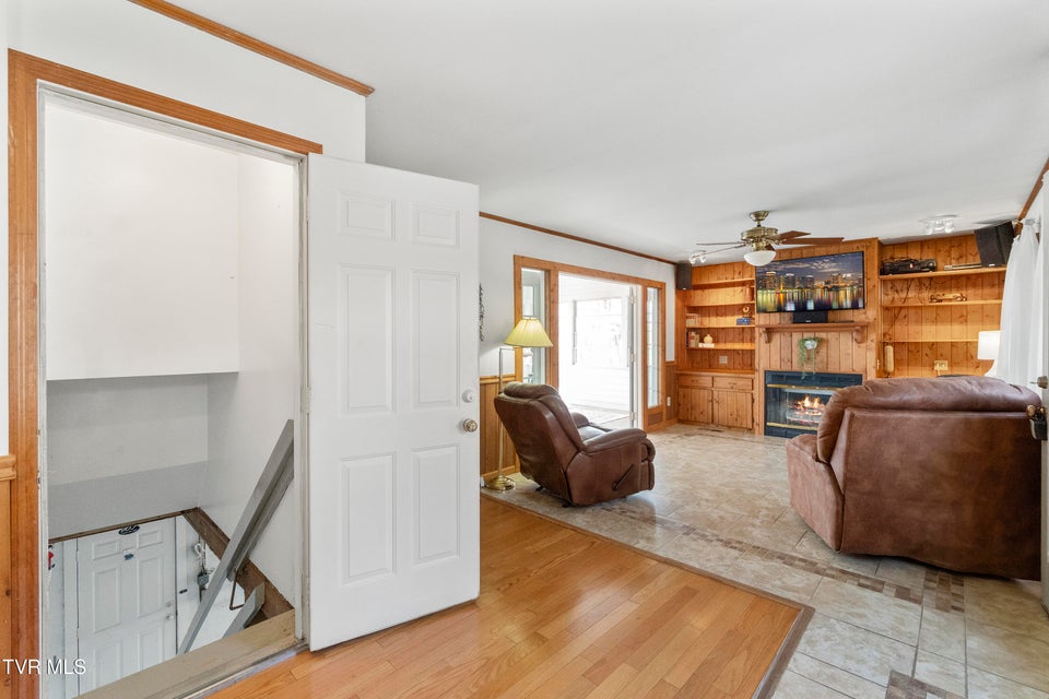 Photo #21: 534 White Oak Circle