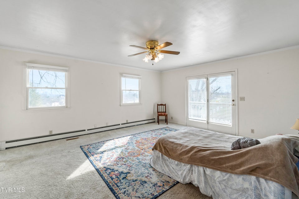 Photo #32: 534 White Oak Circle