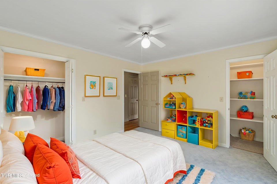 Photo #40: 534 White Oak Circle