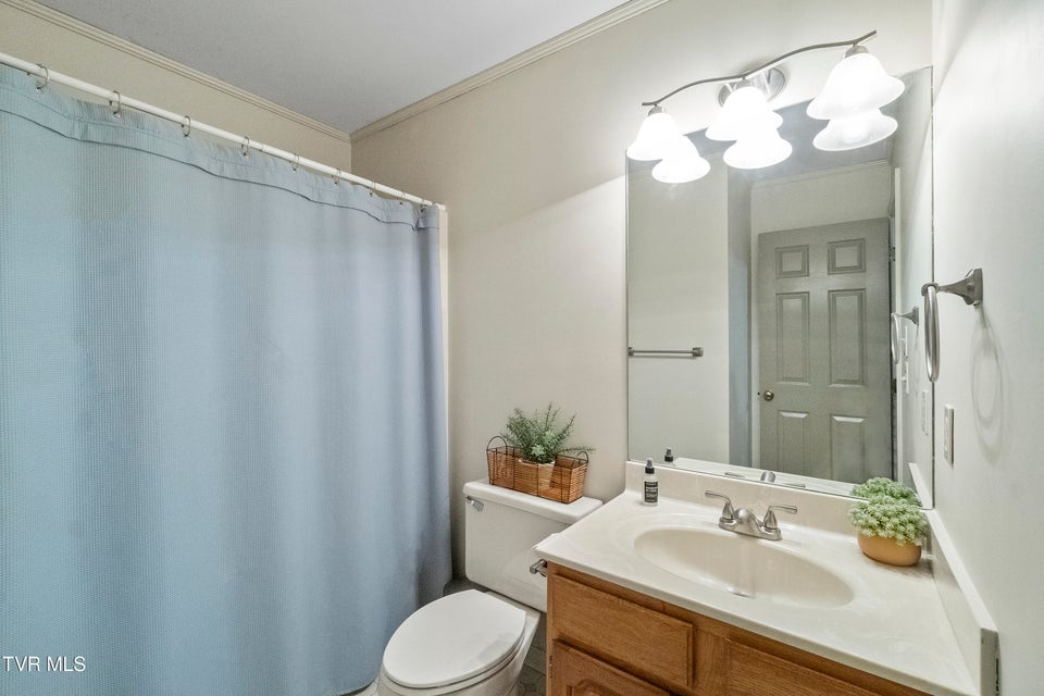 Photo #44: 534 White Oak Circle