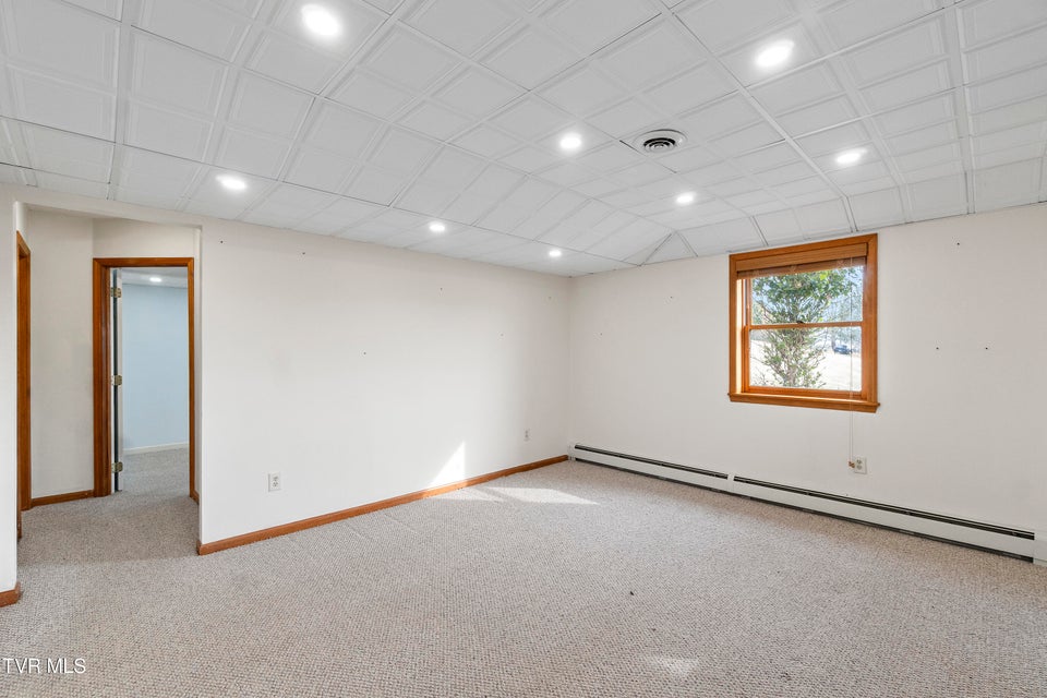 Photo #53: 534 White Oak Circle