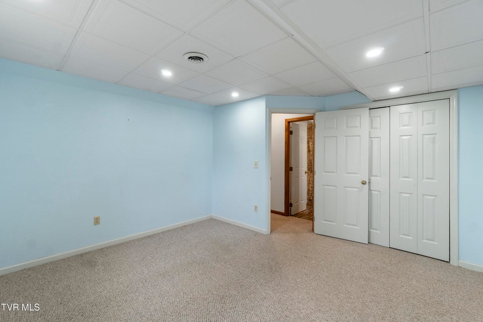 Photo #57: 534 White Oak Circle