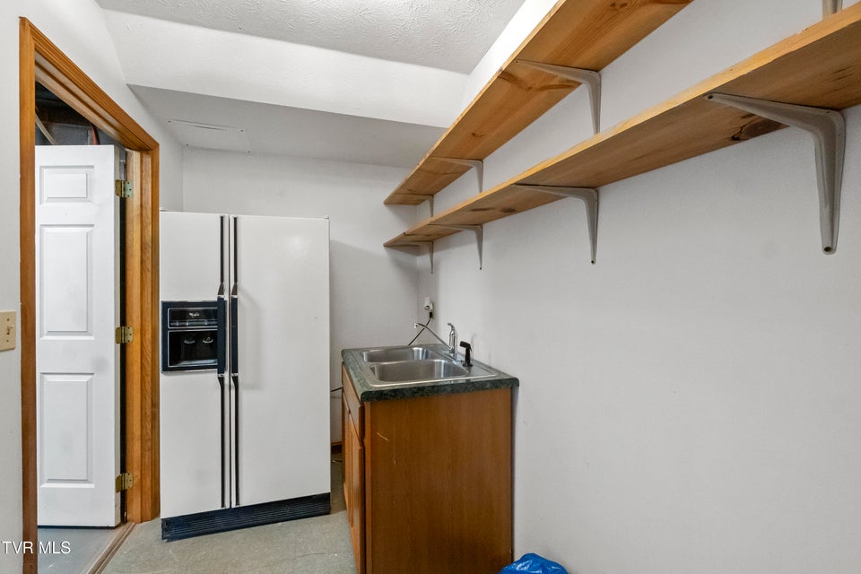 Photo #62: 534 White Oak Circle