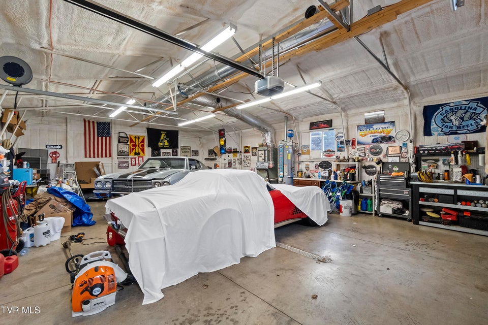 Photo #74: 534 White Oak Circle