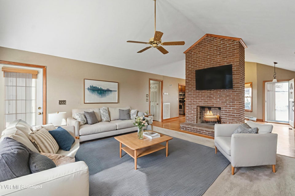 Photo #10: 534 White Oak Circle