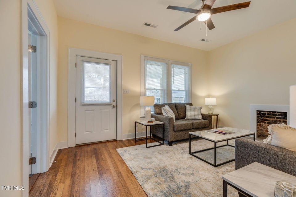 Photo #5: 212 H Street