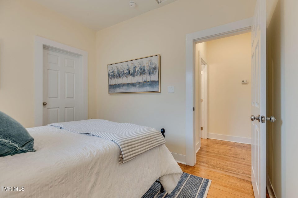 Photo #12: 212 H Street