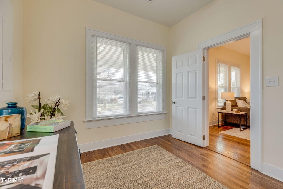 Photo #18: 212 H Street