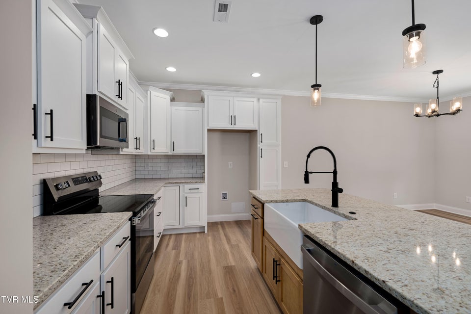 Photo #17: 617 Cherry Marie Drive