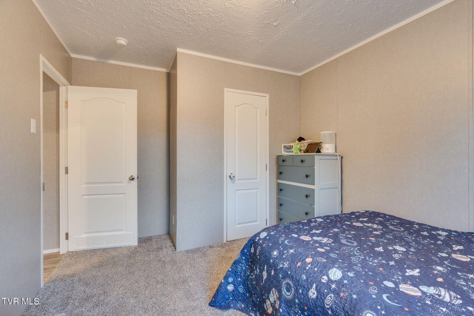 Photo #22: 593 Summerville Road